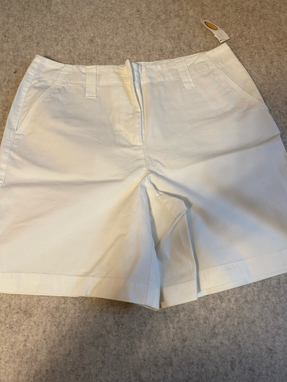 NWT Four (4) Pairs Bermuda Shorts - Talbots (2), Lands' End & Old Navy - size 10 - Picture 3 of 11
